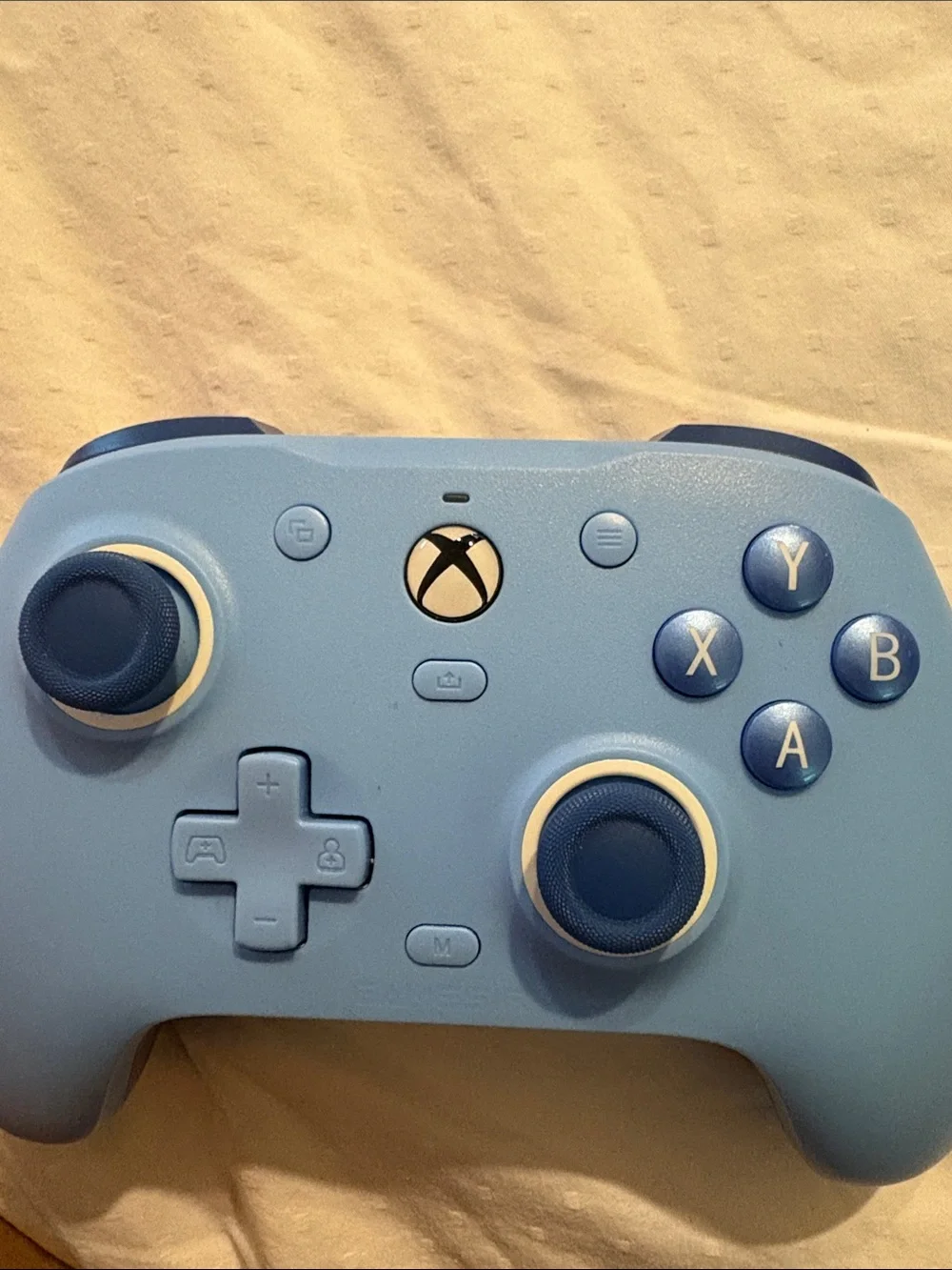 Xbox Wireless Controller — Light Blue